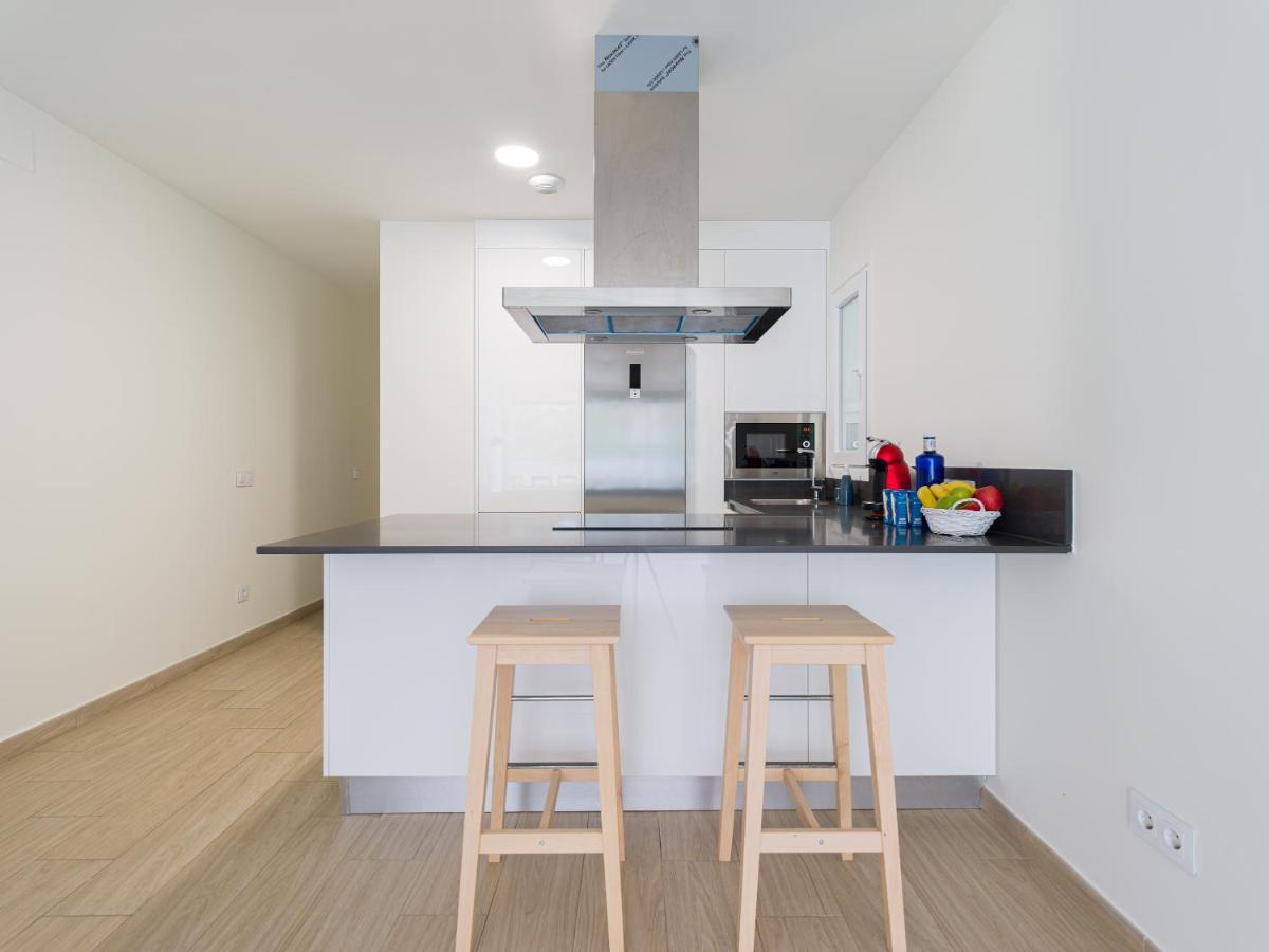 Homeforguest Modern Apartment In Las Canteras With Parking Лас-Пальмас-де-Гран-Канарія Екстер'єр фото